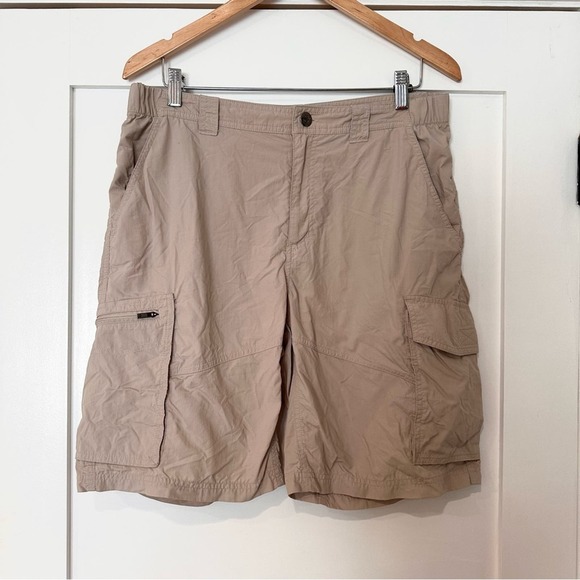 Columbia Men's Relaxed Fit Beige Tan Cargo Shorts sz 34 - Picture 1 of 7
